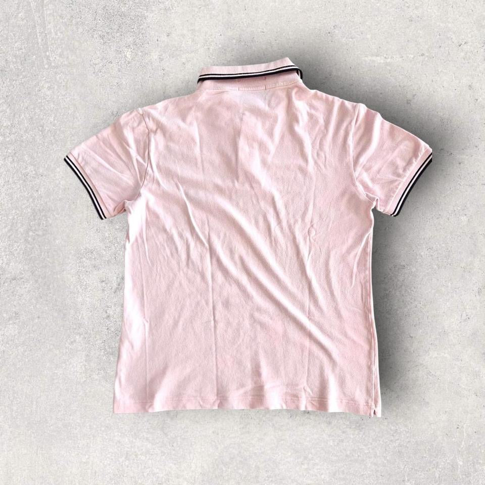 Size - SChest - 49cmLength - 62cm Has big stains on the collar 8/10 overall condition