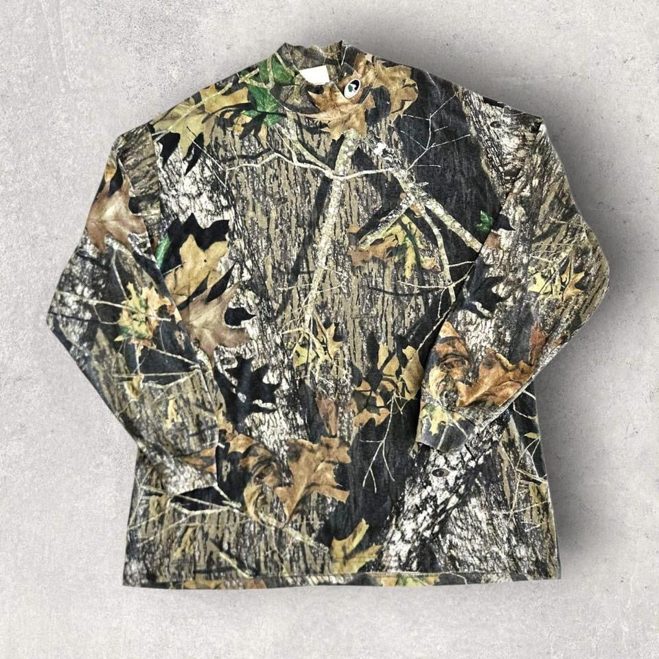 Fits man’s L/XLChest - 64cmLength - 81cmSleeve - 59cmIn Great condition, no damages 9.5/10 overall condition