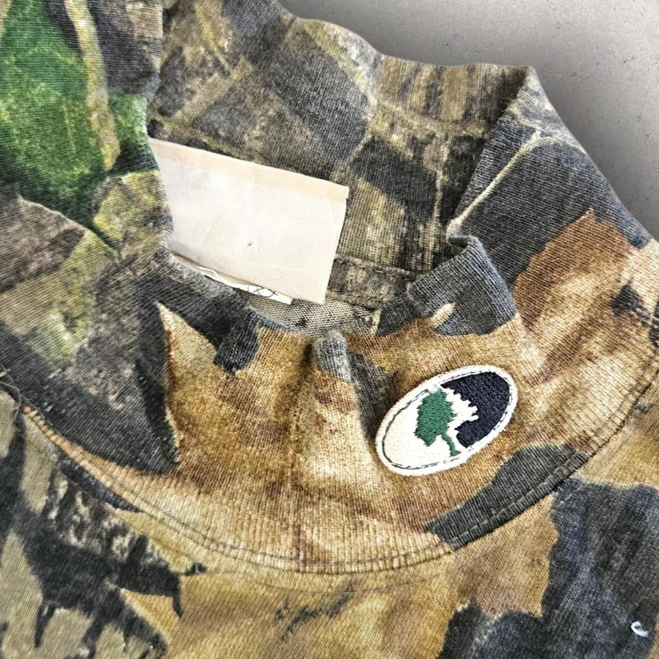 Fits man’s L/XLChest - 64cmLength - 81cmSleeve - 59cmIn Great condition, no damages 9.5/10 overall condition