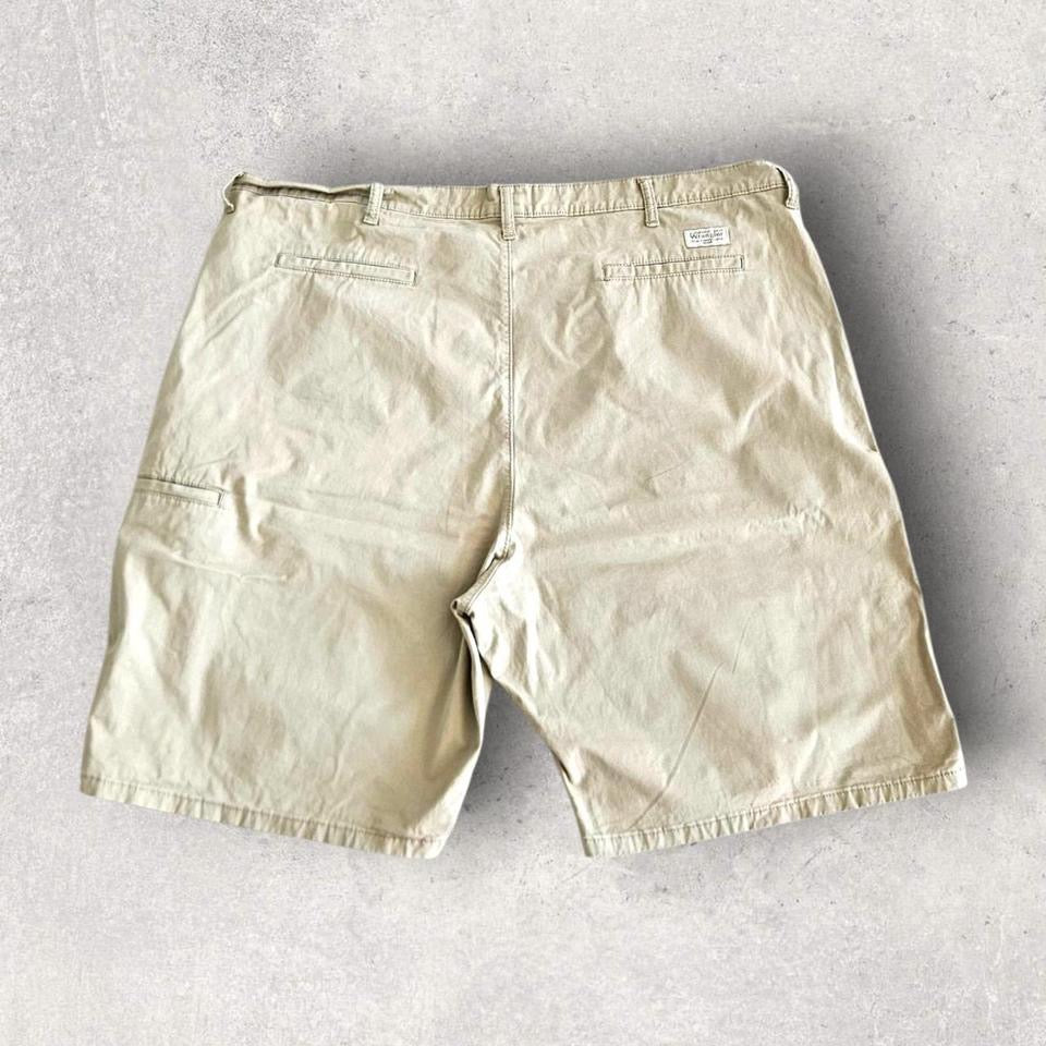 Vintage Brown Wrangler Shorts - W44Cargo ShortsLizard Vintage Clothes