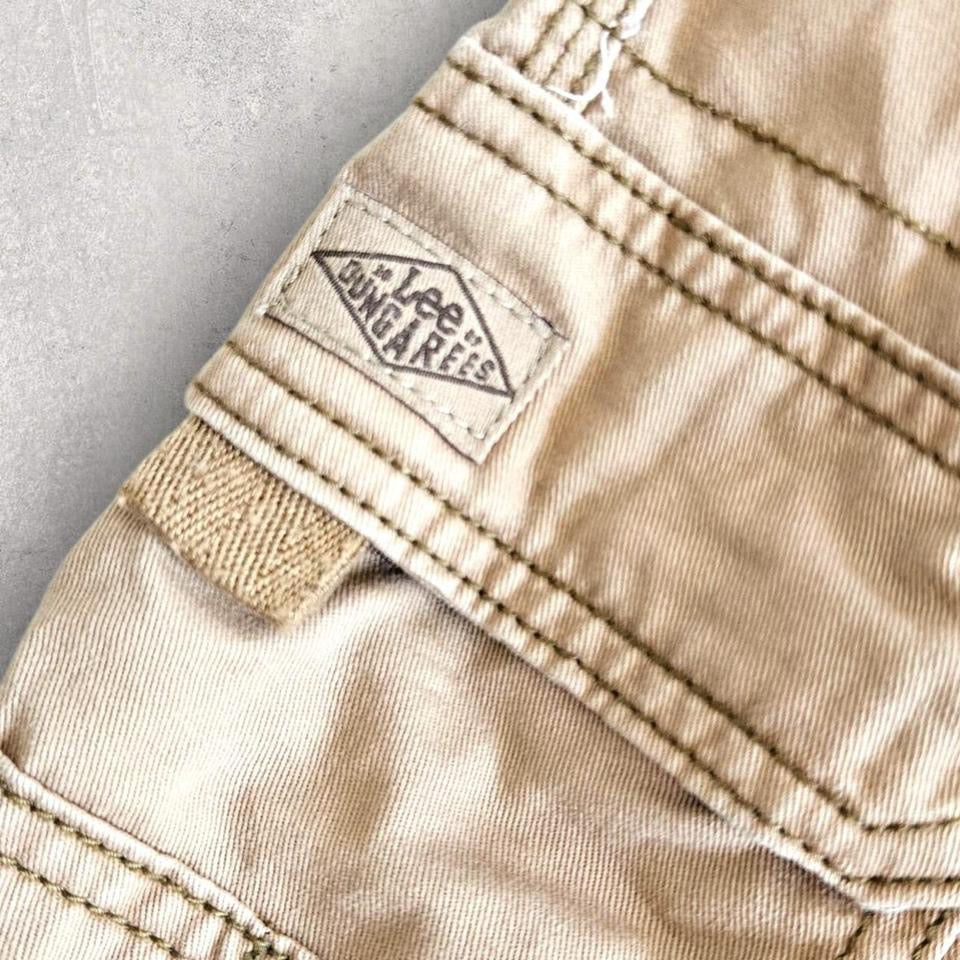 Vintage Lee Camel Brown Cargo Shorts - W48Cargo ShortsLizard Vintage Clothes
