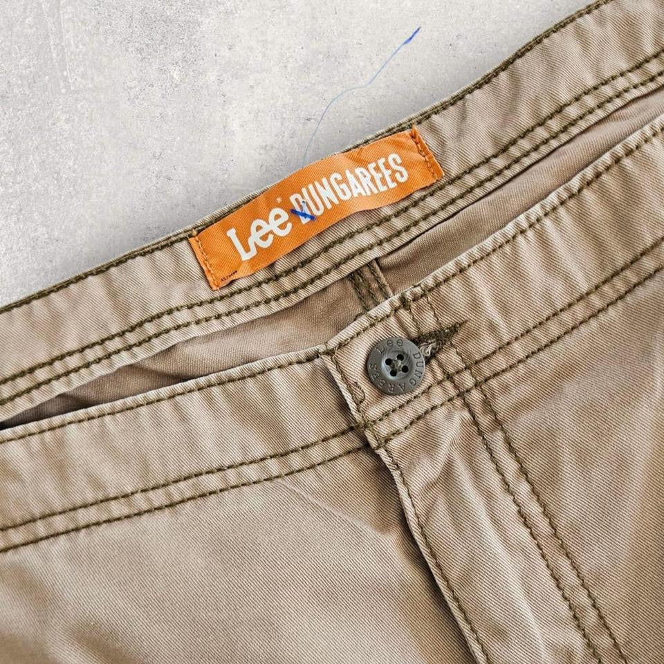 Vintage Lee Camel Brown Cargo Shorts - W48Cargo ShortsLizard Vintage Clothes