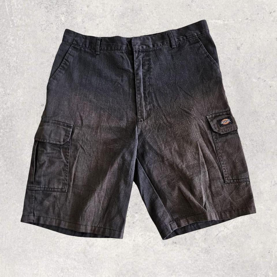 Dickies Black Cargo Shorts - W34Cargo ShortsLizard Vintage Clothes