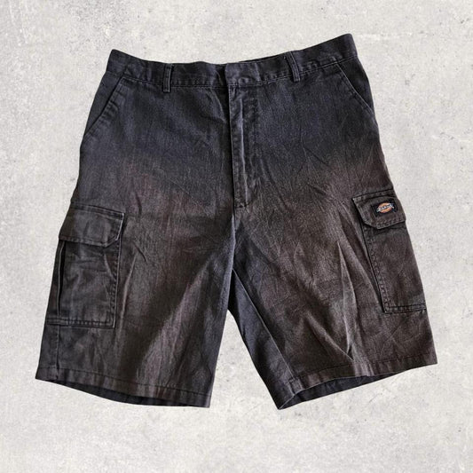 Dickies Black Cargo Shorts - W34Cargo ShortsLizard Vintage Clothes