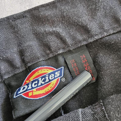 Dickies Black Cargo Shorts - W34Cargo ShortsLizard Vintage Clothes