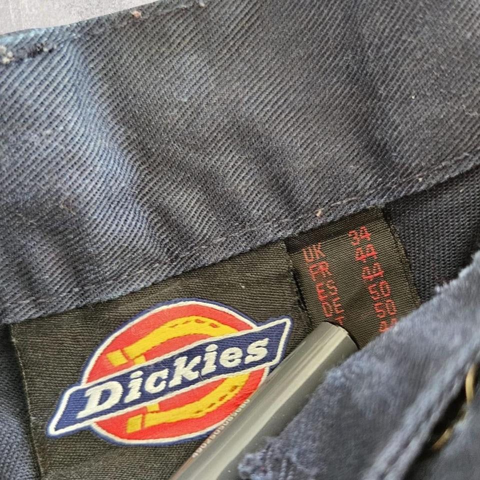 Dickies Navy cargo Shorts - W34Cargo ShortsLizard Vintage Clothes