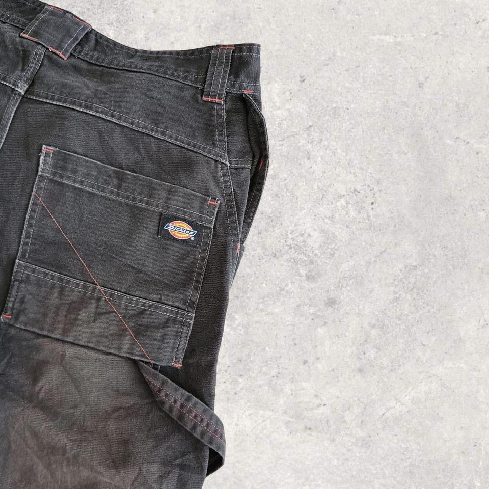 Dickies Carpenters Black Shorts - W32Cargo ShortsLizard Vintage Clothes