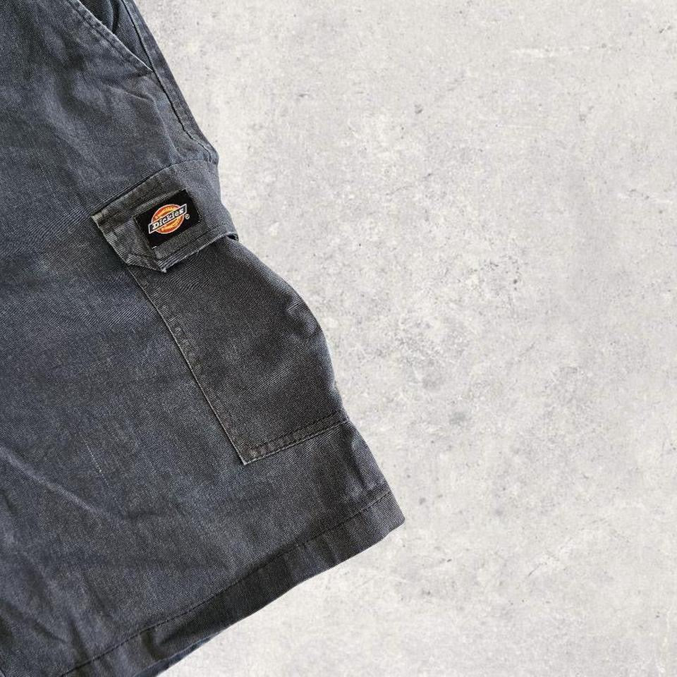 Dickies Navy Cargo Shorts - W34Cargo ShortsLizard Vintage Clothes