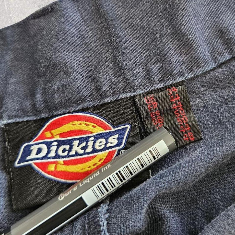 Dickies Navy Cargo Shorts - W34Cargo ShortsLizard Vintage Clothes