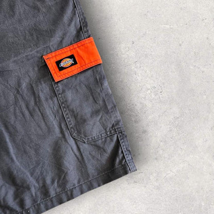 Dickies Grey Cargo Shorts - W44Cargo ShortsLizard Vintage Clothes