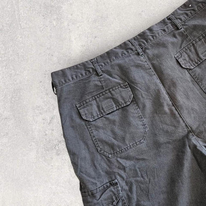 Dickies Black Cargo shorts - W42Lizard Vintage ClothesCargo Shorts