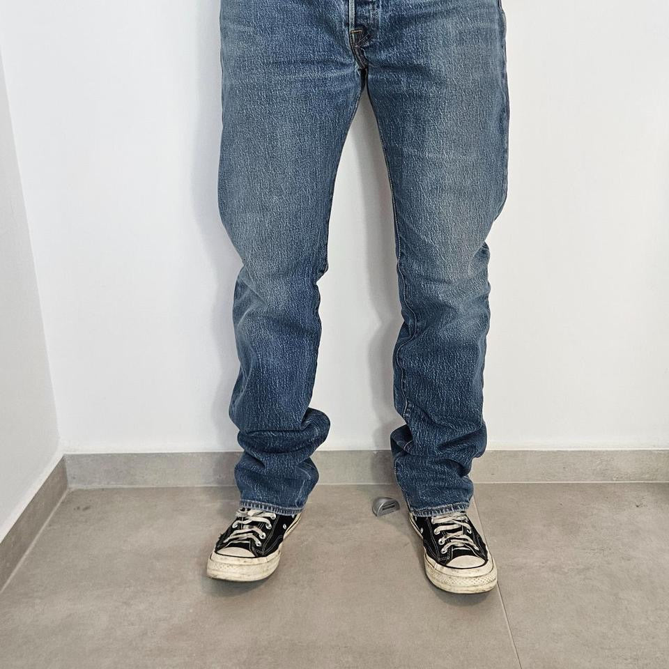 Levi’s 501 Blue JeansLizard Vintage ClothesJeans