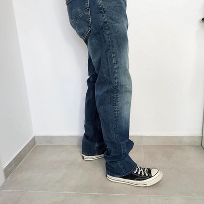 Levis Navy Jeans 36x32JeansLizard Vintage Clothes