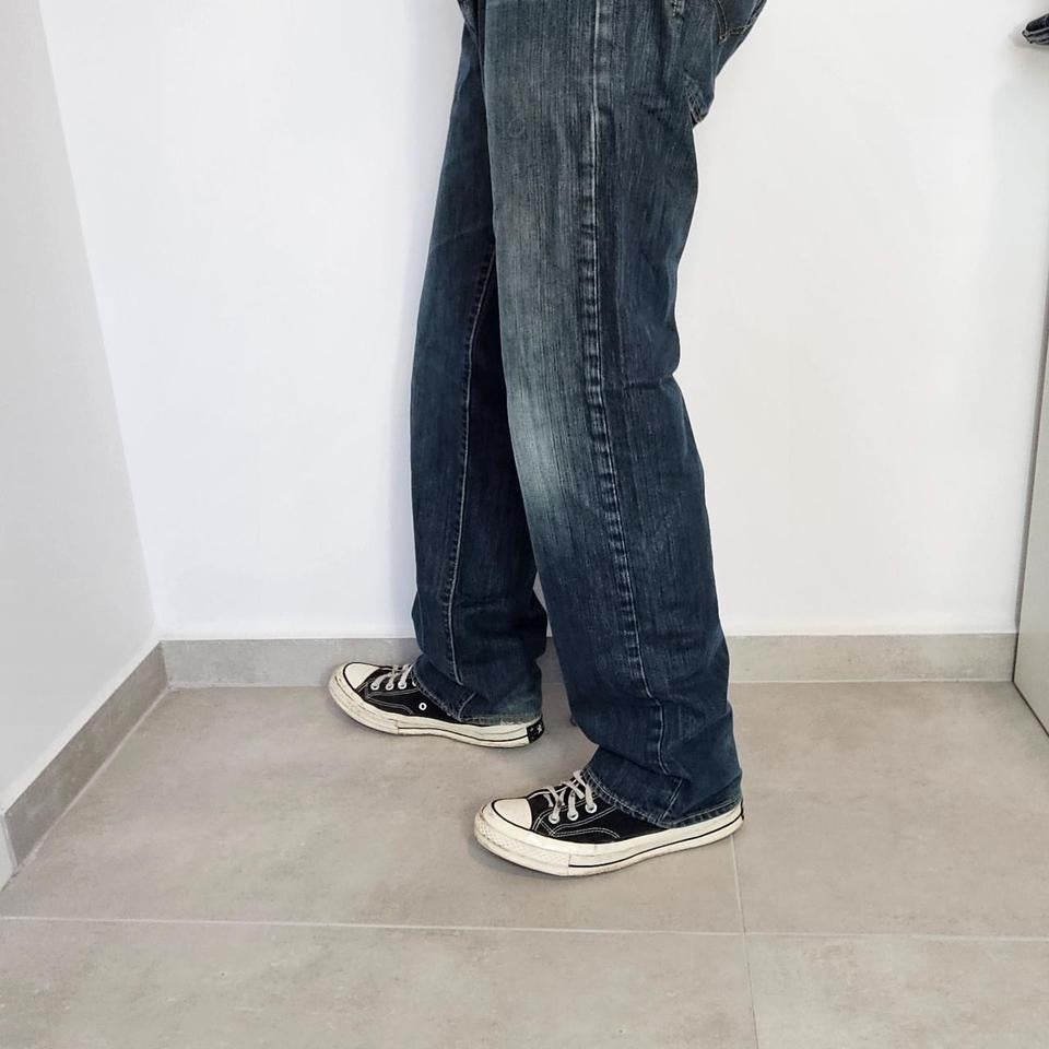Levis navy jeans - 36x32JeansLizard Vintage Clothes