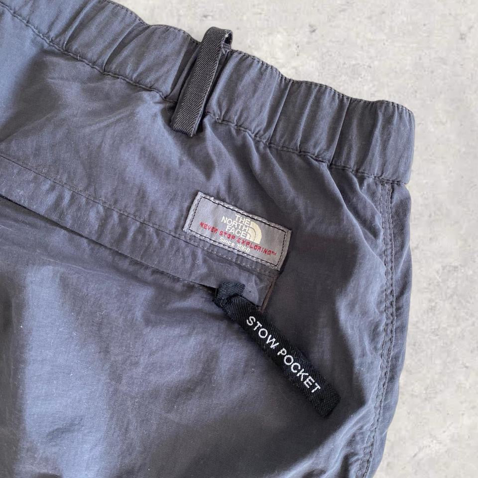 שורט טיולים אפור The North Face וינטג׳