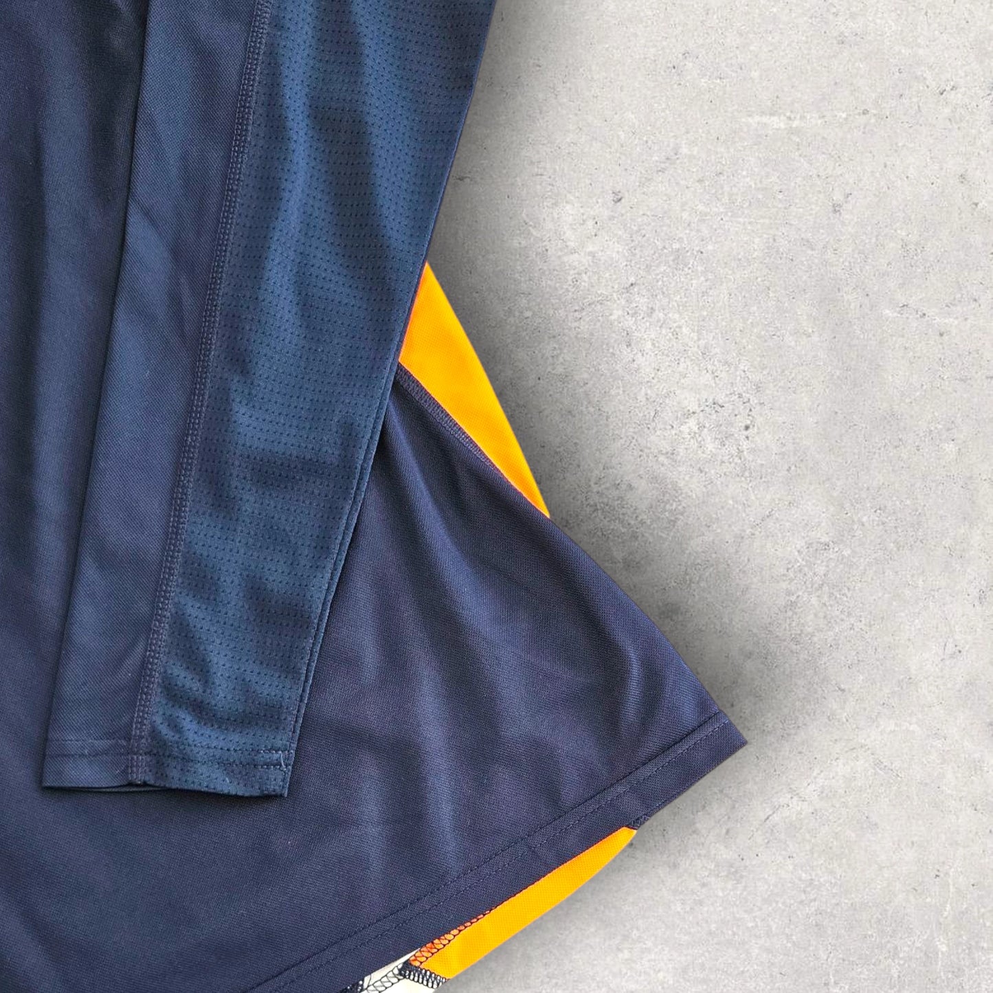 Asics 1/4 zip Biker Top - S