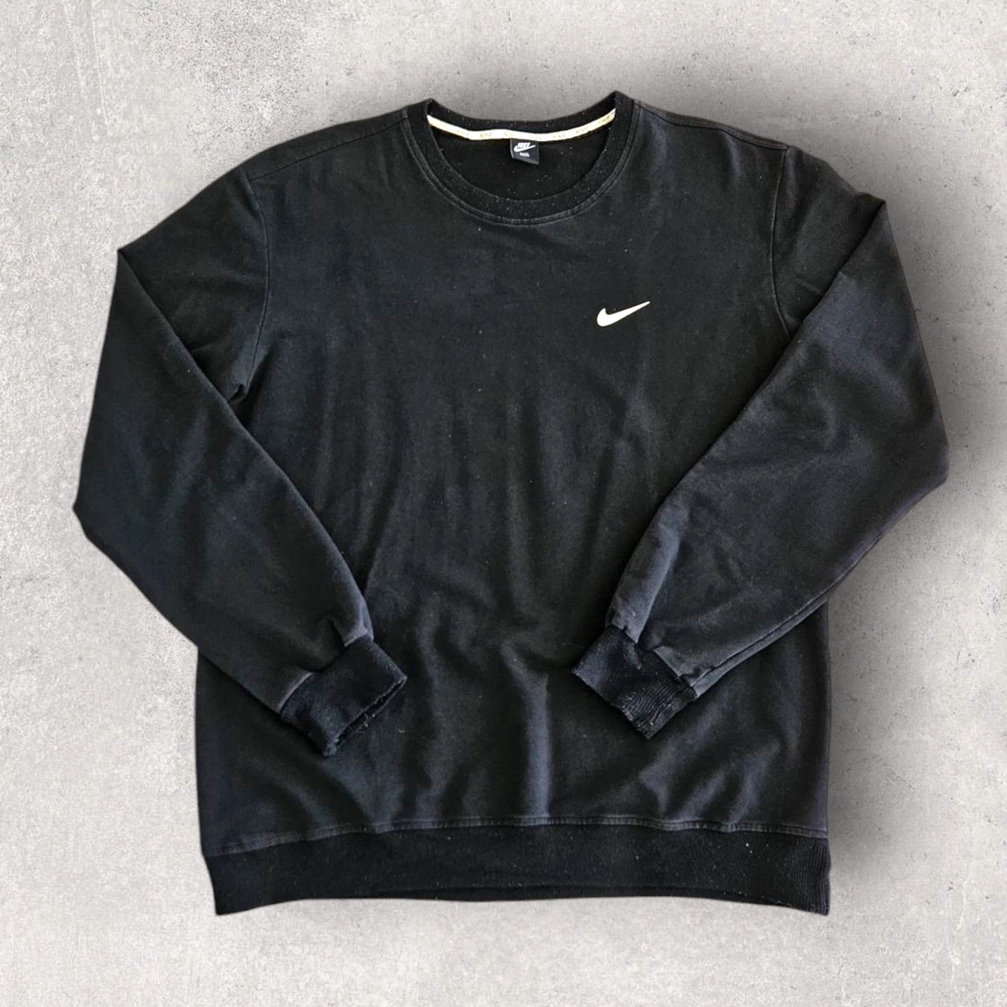 סווטשירט Nike שחור וינטאג' במידה L