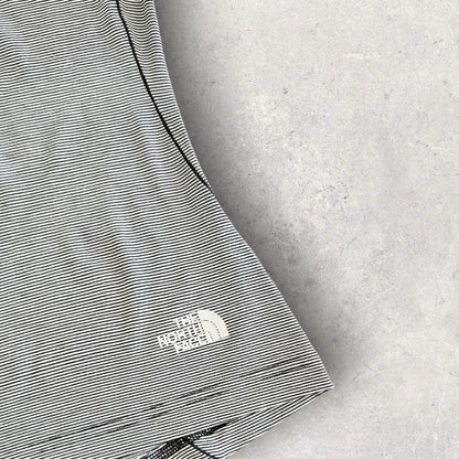 The North Face Womans Tshirt - S חולצת נשים נורת פייס מידה S יד שנייה וינטג'