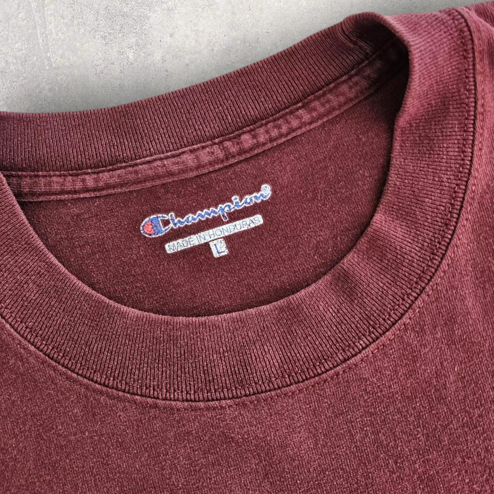 Champion Logo Tshirt - Large חולצת טי צ'מפיון עם לוגו וינטג'