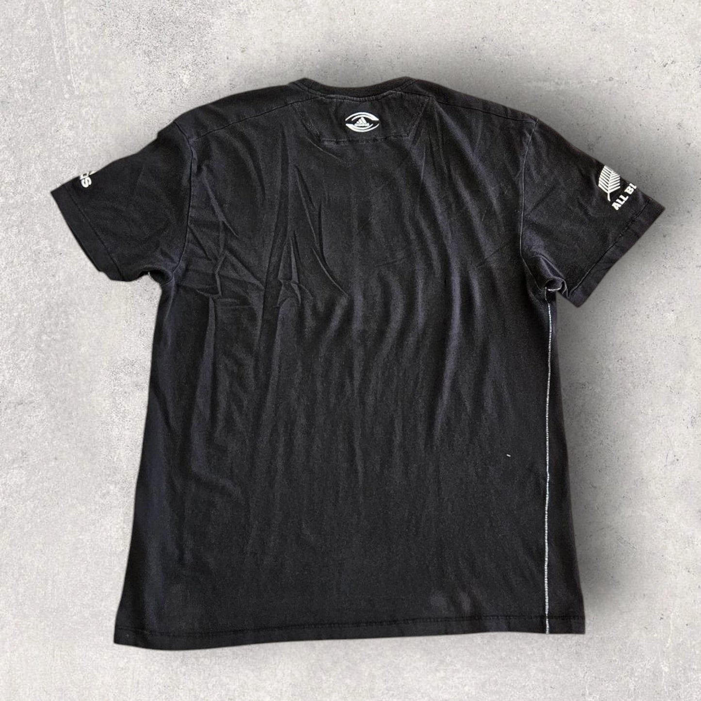 Adidad Black Logo Tshirt - XL חולצת טי שחורה אדידס יד שנייה וינטג'