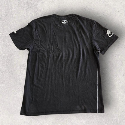 Adidad Black Logo Tshirt - XL חולצת טי שחורה אדידס יד שנייה וינטג'