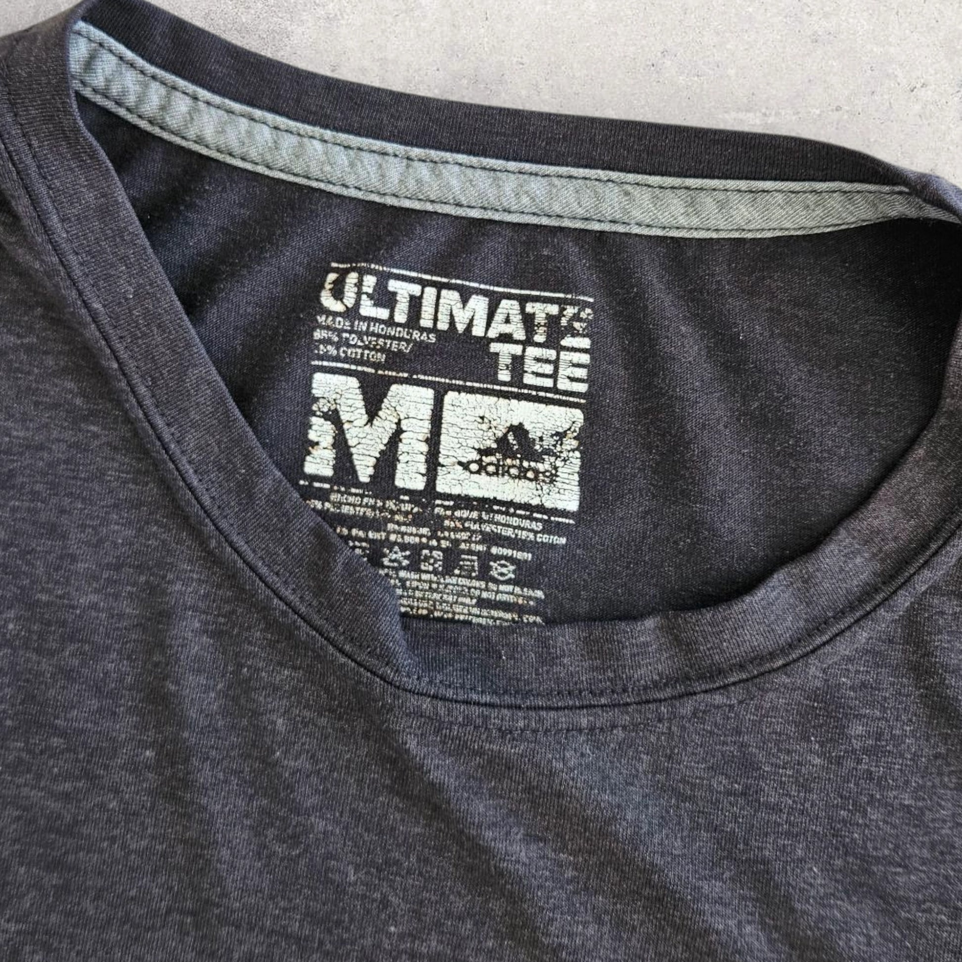 Adidas sports Black Logo Tshirt - M - חולצה שחורה ממותגת