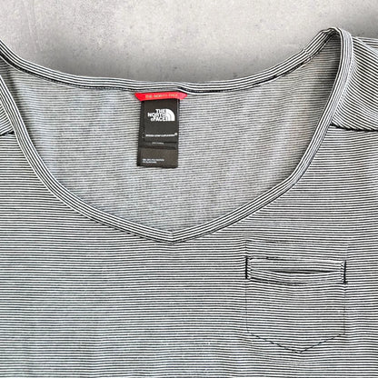 The North Face Womans Tshirt - S חולצת נשים נורת פייס מידה S יד שנייה וינטג'