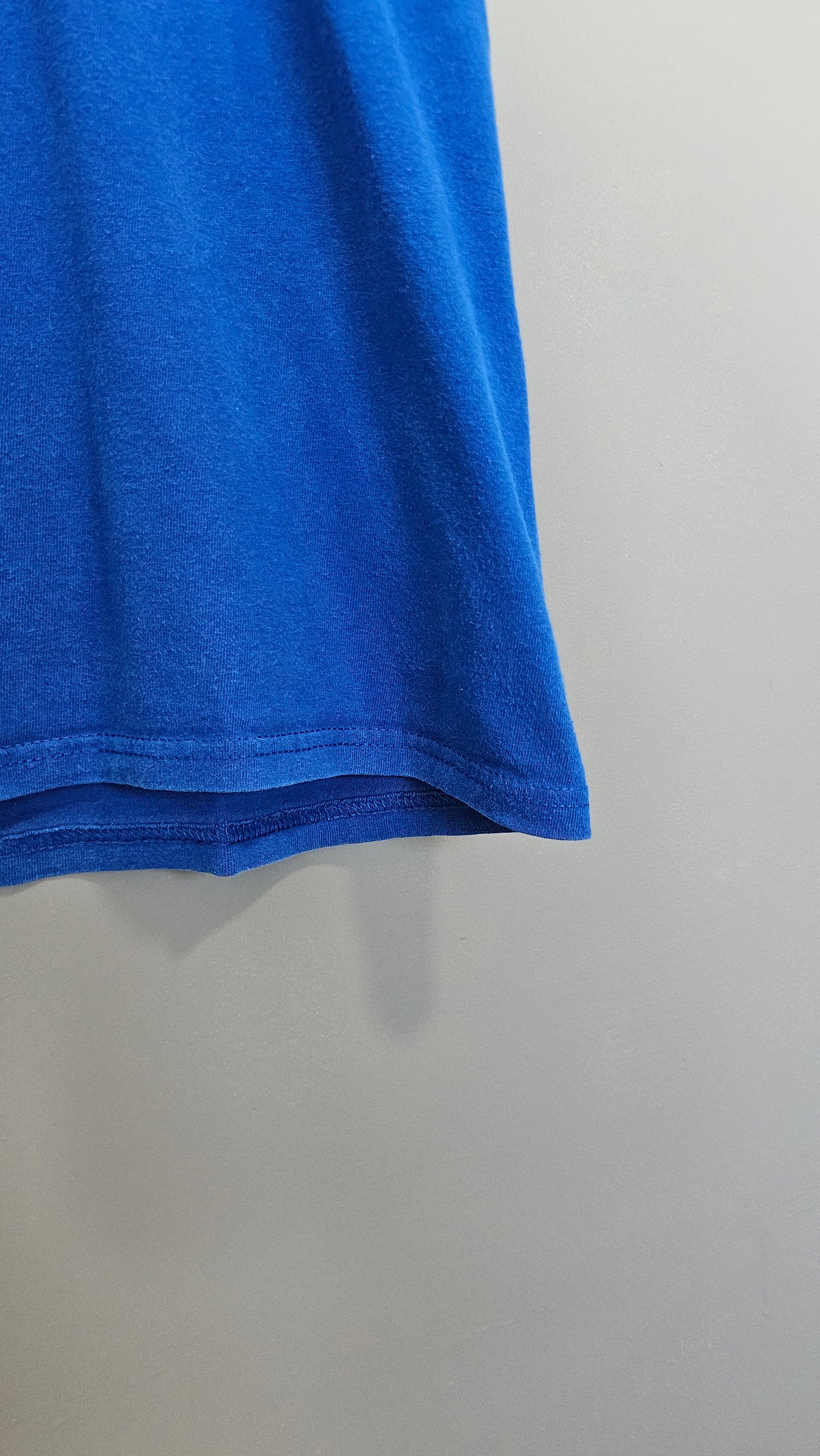 Vintage Adidas Logo Tshirt - M חולצת טי לוגו אדידס וינטג'