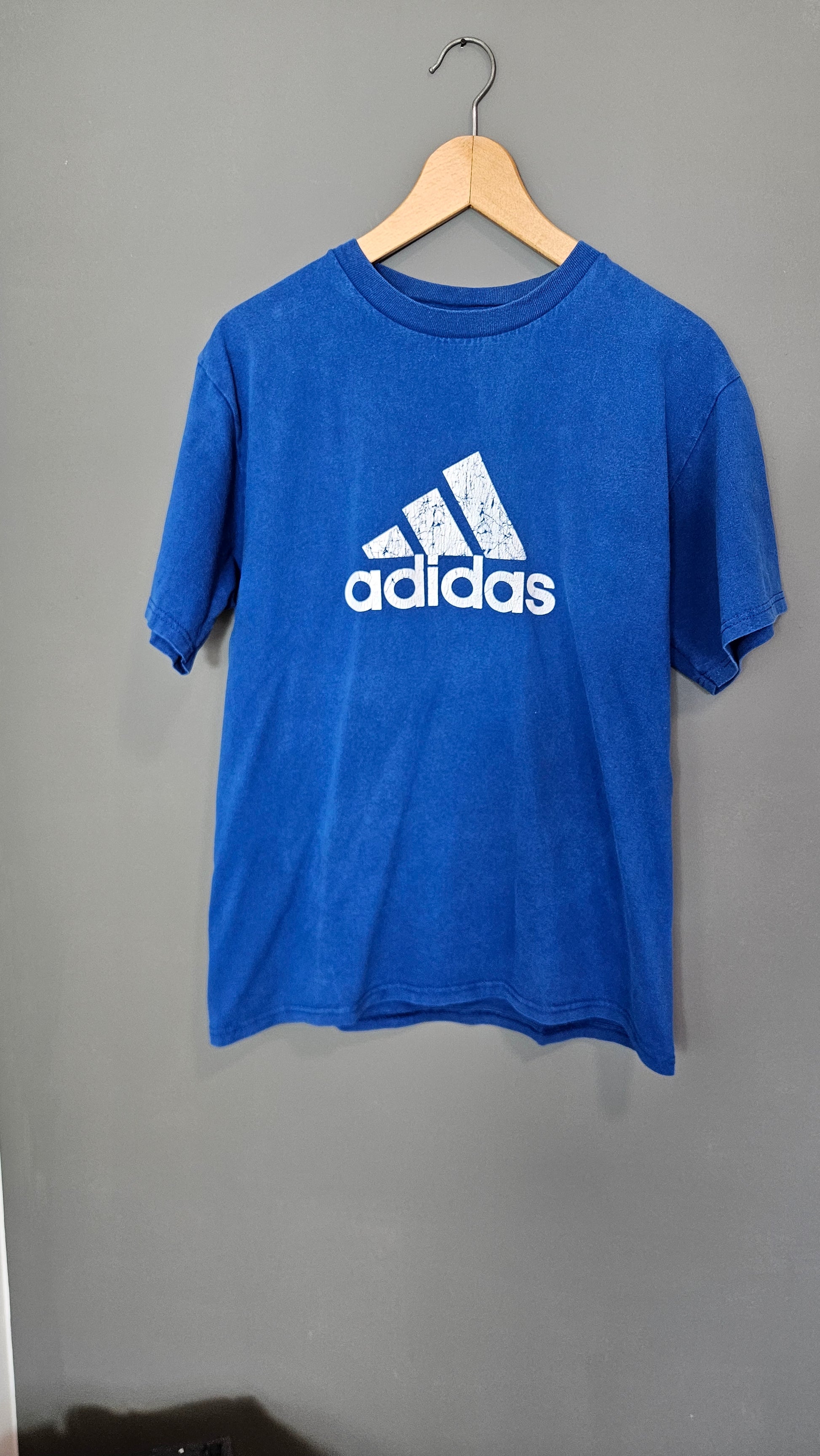 Vintage Adidas Logo Tshirt - M חולצת טי לוגו אדידס וינטג'