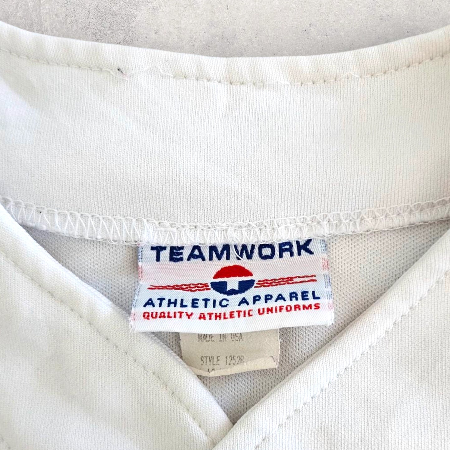Vintage Polyester Jersey - XL, ג'רזי פוליאסטר וינטג' במצב 9/10, מידה XL ארוך