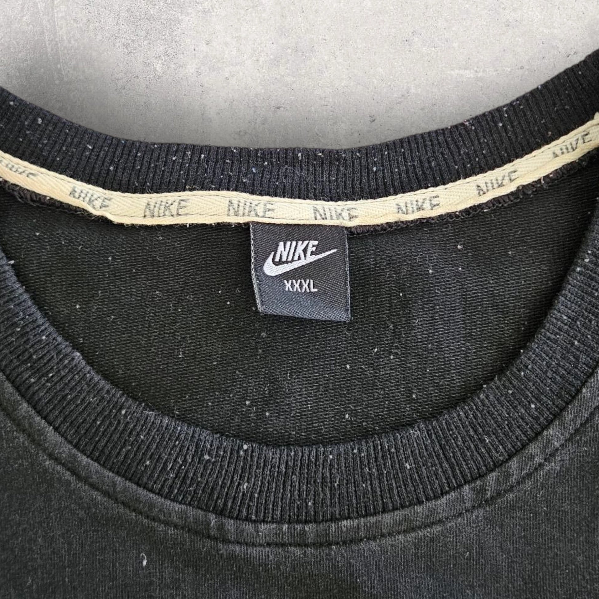 סווטשירט Nike שחור וינטאג' במידה L